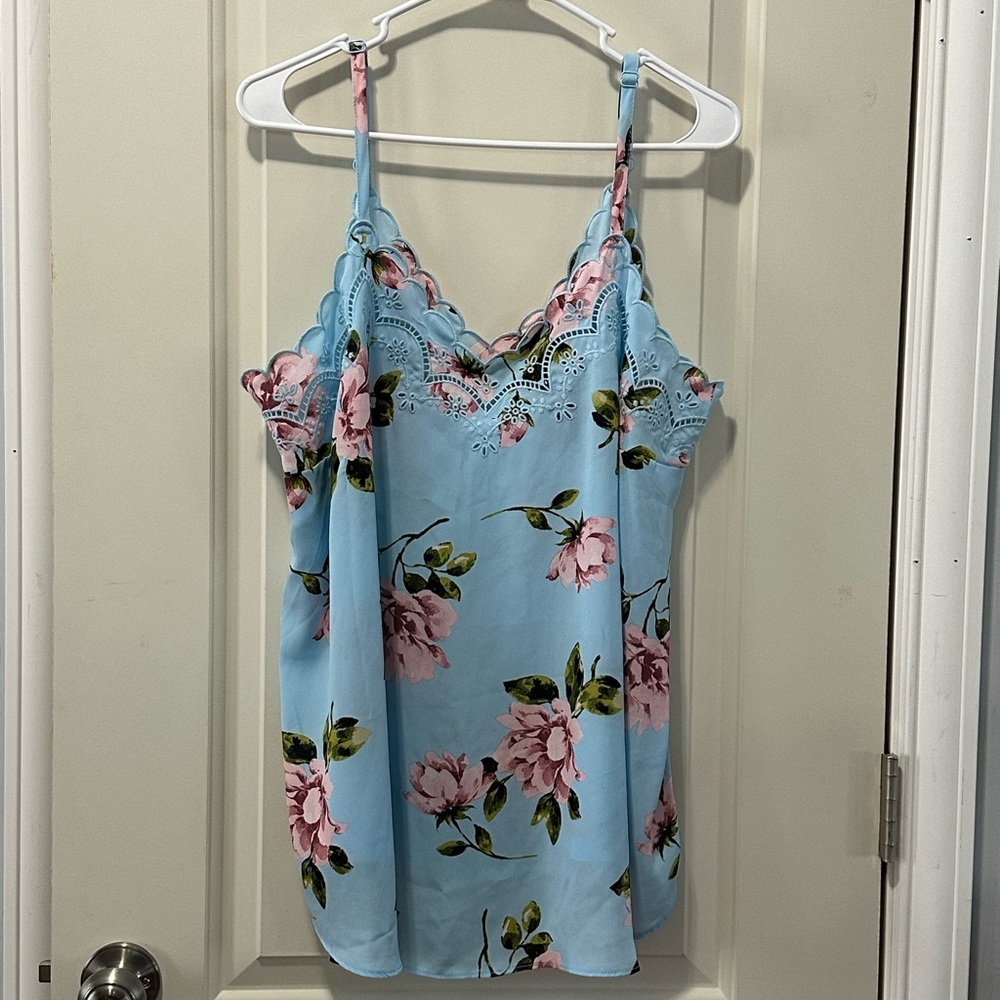 Torrid Sophie Floral Lace Trim Camisole Top Size 1
